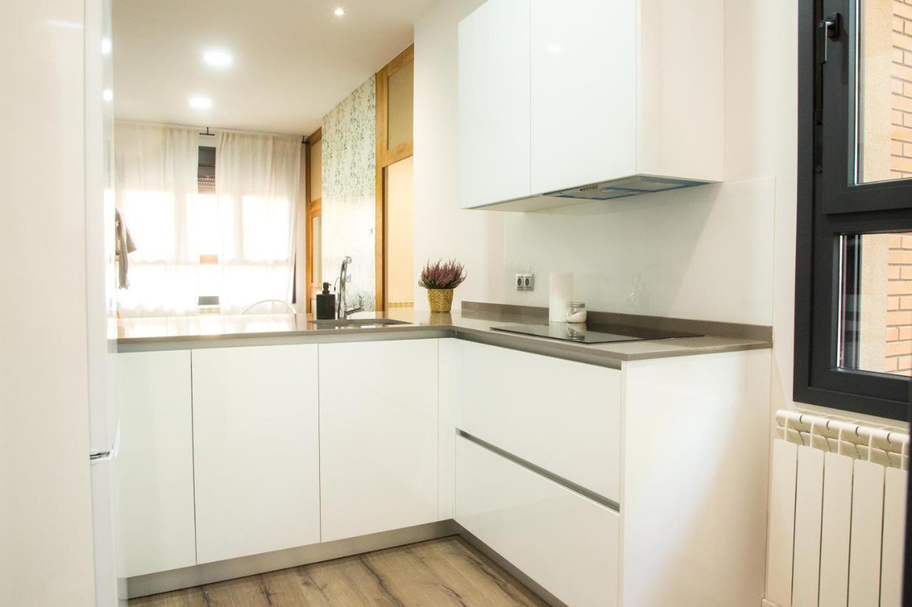 Elegante Apartamento Laud1 - Nuevo/Familia/Wifi/Tv Valladolid Exteriör bild